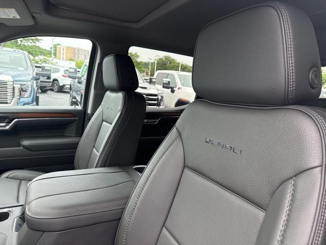 new 2025 GMC Sierra 1500 car, priced at $71,895