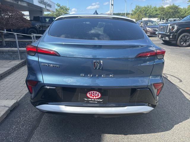 new 2025 Buick Envista car, priced at $29,070
