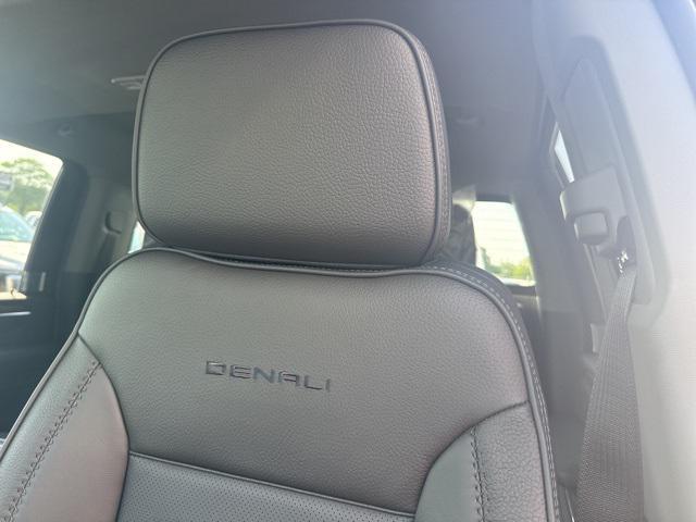 new 2025 GMC Sierra 2500 car, priced at $87,265
