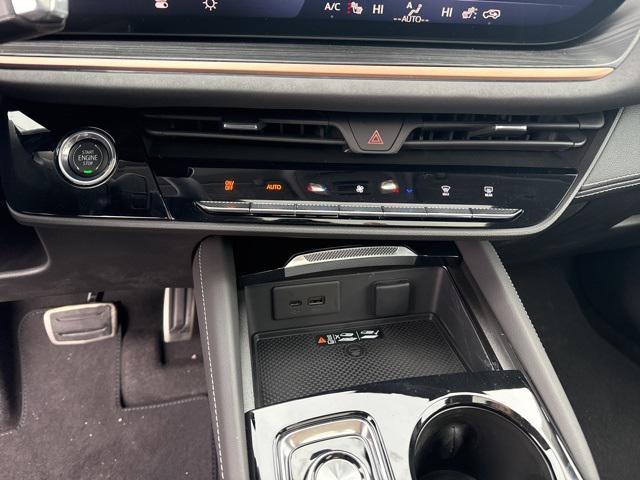 new 2025 Buick Envision car