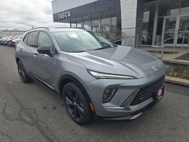 new 2025 Buick Envision car