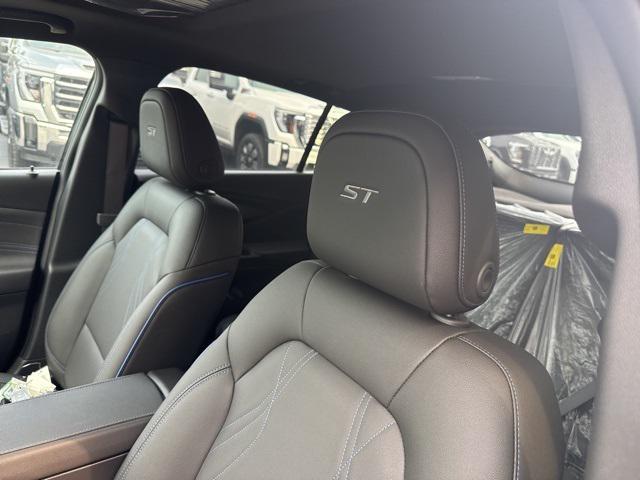 new 2025 Buick Envista car, priced at $30,070