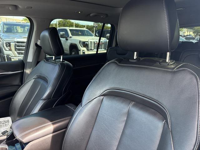 used 2022 Jeep Grand Cherokee L car, priced at $28,900