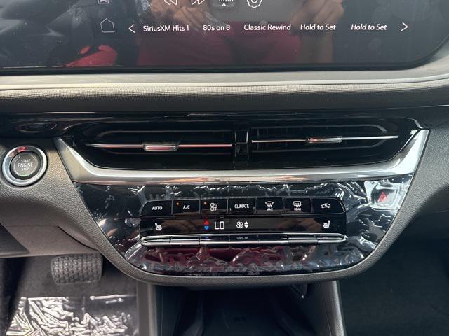 new 2025 Buick Envista car, priced at $30,835