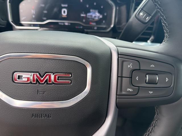 new 2025 GMC Sierra 1500 car, priced at $47,835