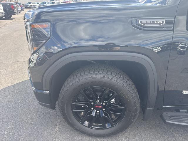 new 2025 GMC Sierra 1500 car, priced at $58,395