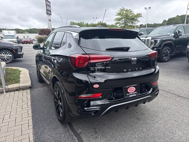 used 2025 Buick Encore GX car, priced at $27,900