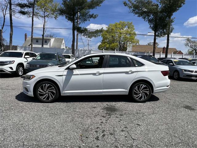 used 2021 Volkswagen Jetta car, priced at $19,900