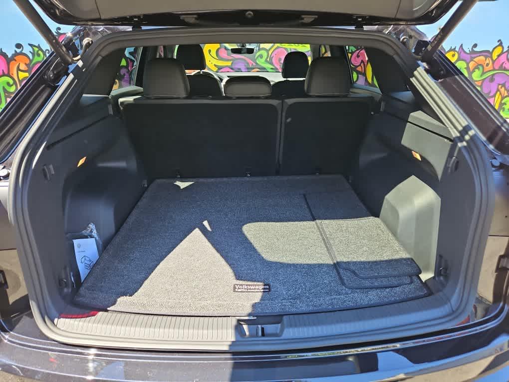 used 2023 Volkswagen Atlas Cross Sport car, priced at $29,500