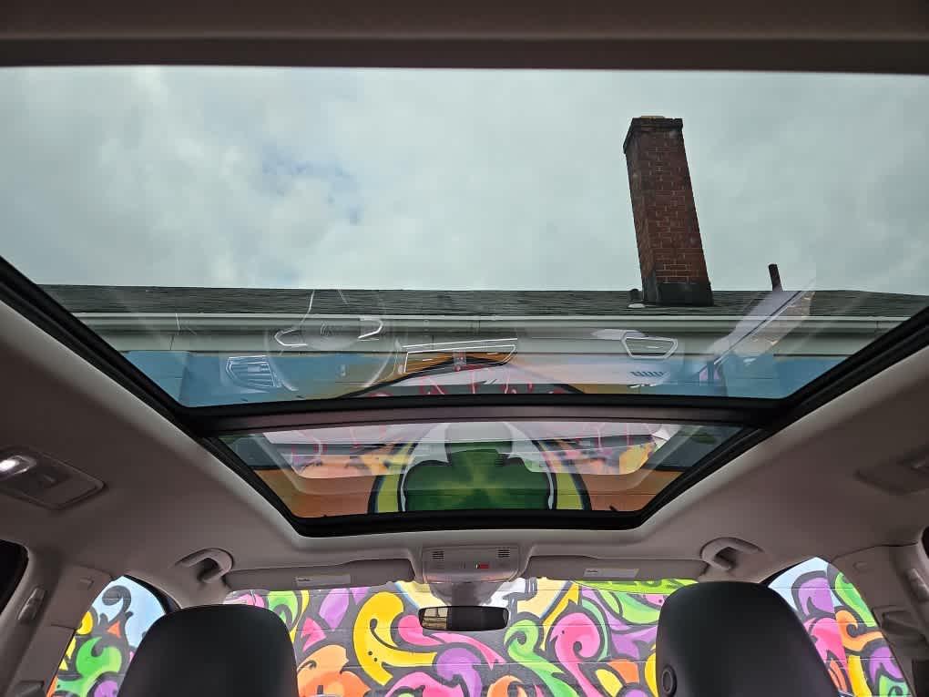 used 2022 Volkswagen Tiguan car, priced at $22,395