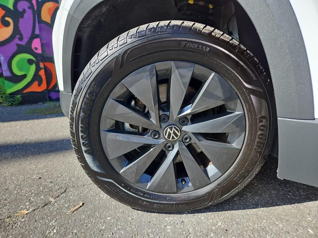 used 2022 Volkswagen Taos car, priced at $20,297