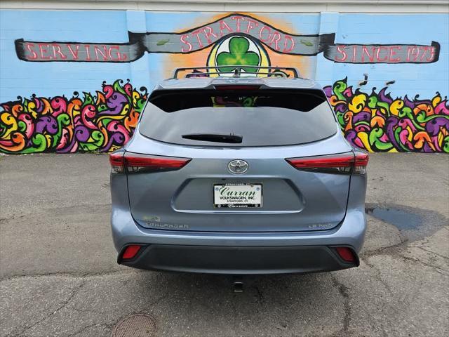 used 2022 Toyota Highlander car, priced at $30,590