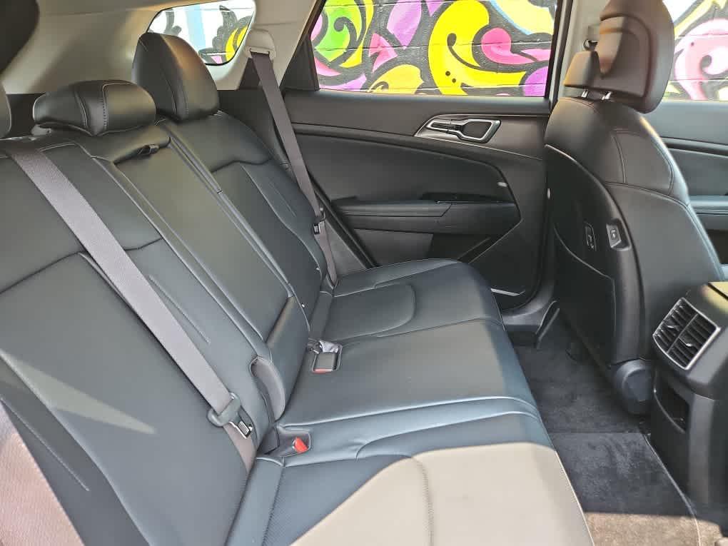 used 2023 Kia Sportage Hybrid car, priced at $25,319