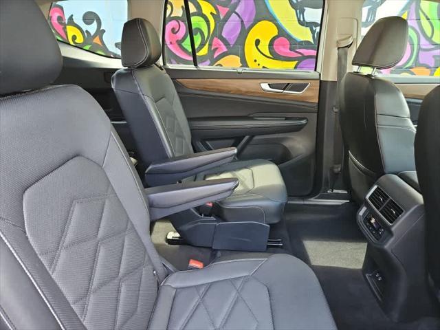 used 2024 Volkswagen Atlas car, priced at $36,900