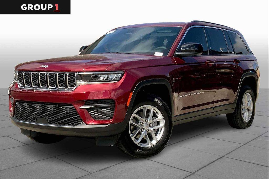 new 2025 Jeep Grand Cherokee car, priced at $40,375