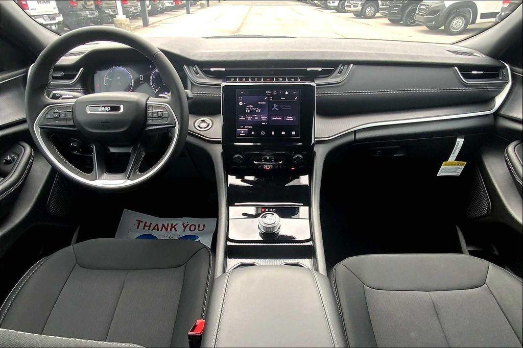 new 2025 Jeep Grand Cherokee L car, priced at $38,755