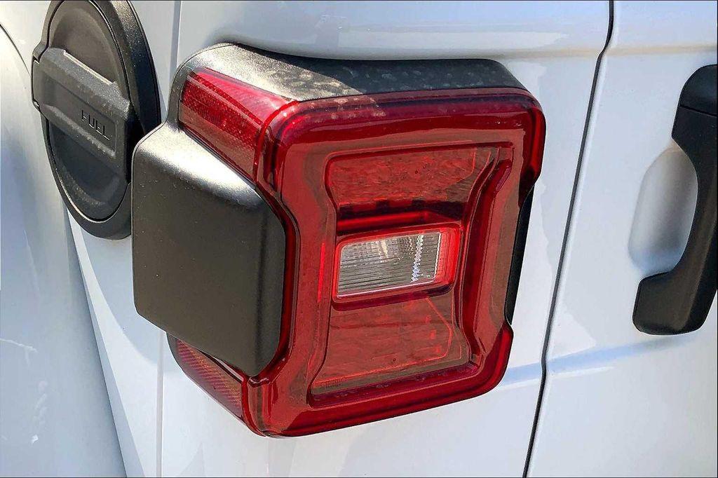 new 2025 Jeep Wrangler car, priced at $59,873