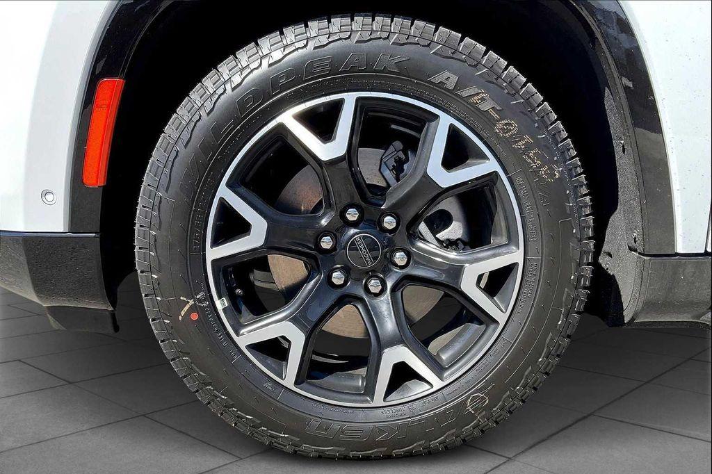 new 2025 Jeep Wagoneer car, priced at $69,597