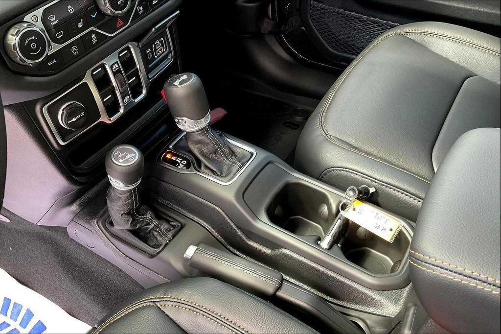 new 2025 Jeep Wrangler car, priced at $52,730