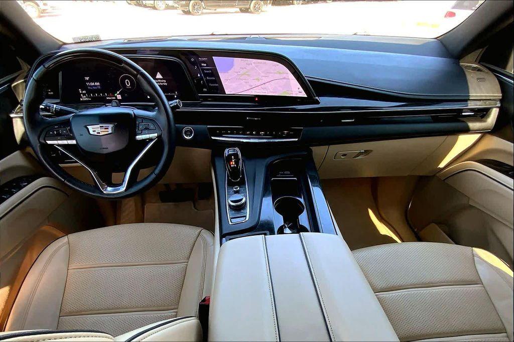 used 2024 Cadillac Escalade ESV car, priced at $85,991