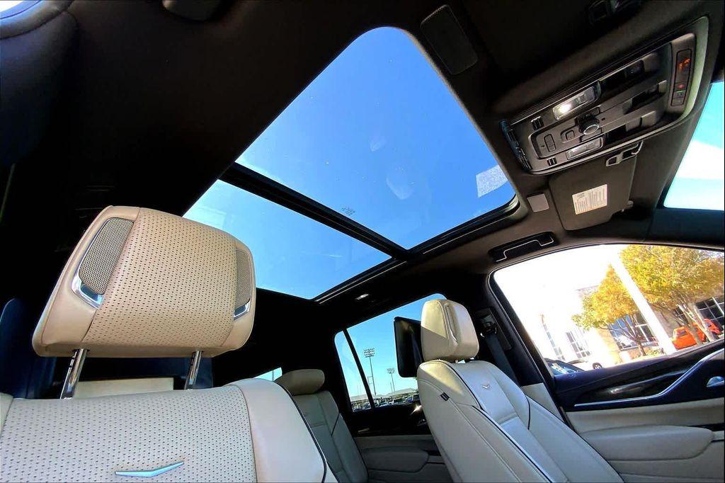 used 2024 Cadillac Escalade ESV car, priced at $85,991