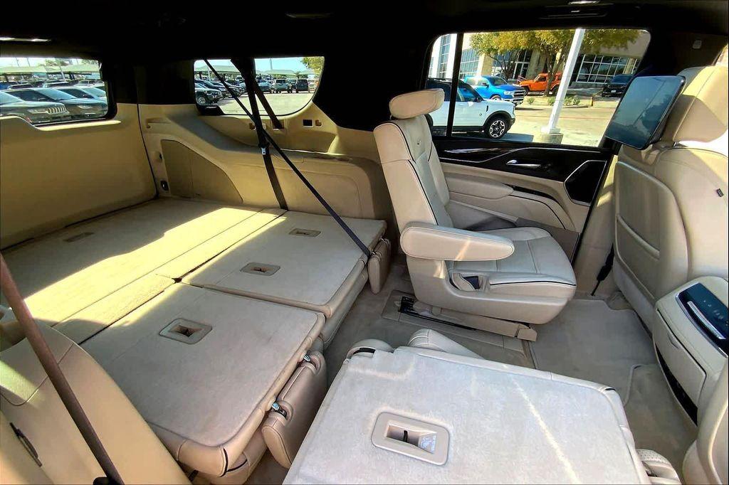 used 2024 Cadillac Escalade ESV car, priced at $85,991