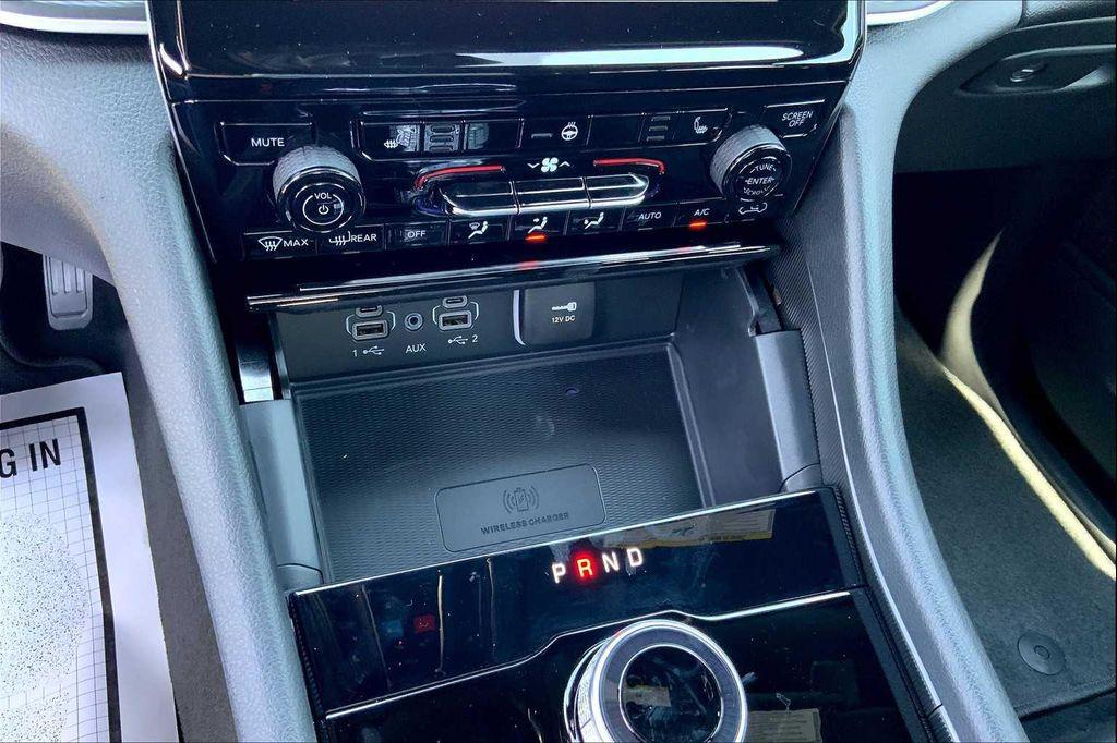 new 2025 Jeep Grand Cherokee L car, priced at $42,906