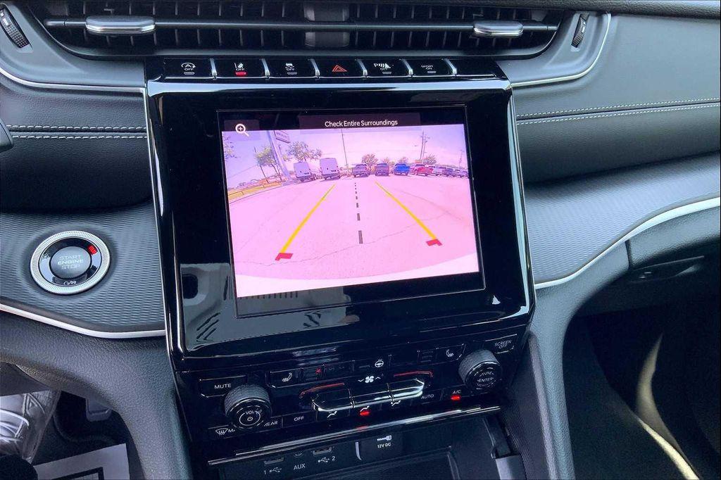 new 2025 Jeep Grand Cherokee L car, priced at $42,906