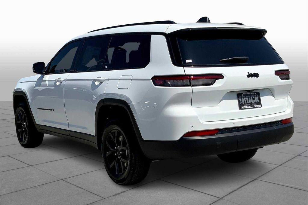 new 2025 Jeep Grand Cherokee L car, priced at $42,906