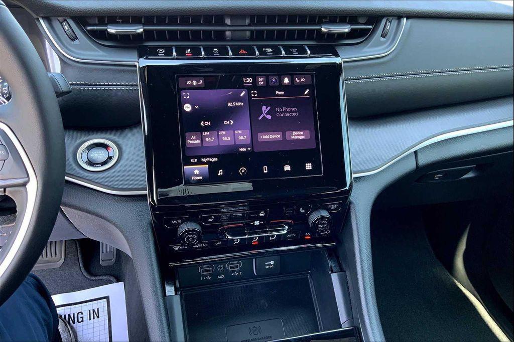 new 2025 Jeep Grand Cherokee L car, priced at $42,906
