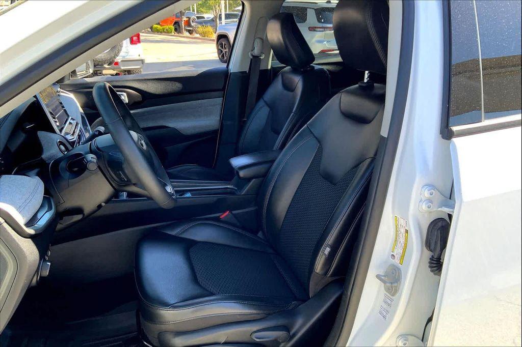 used 2022 Jeep Compass car, priced at $18,350