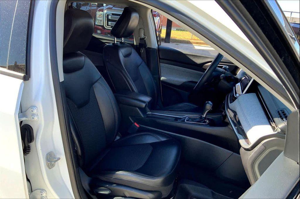 used 2022 Jeep Compass car, priced at $18,350