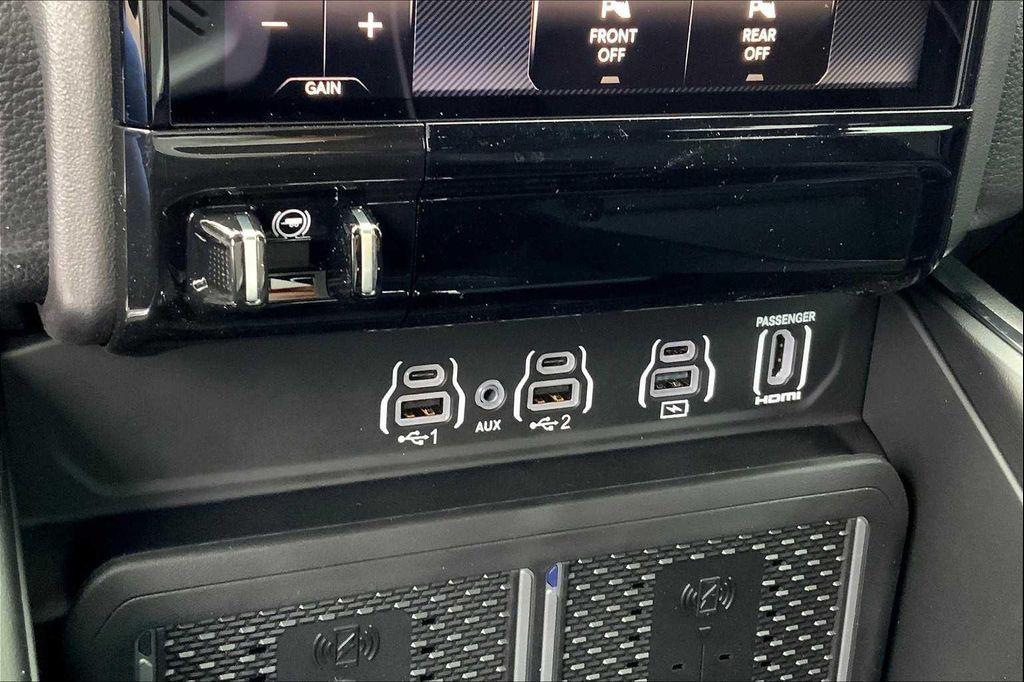 new 2025 Ram 1500 car, priced at $68,126