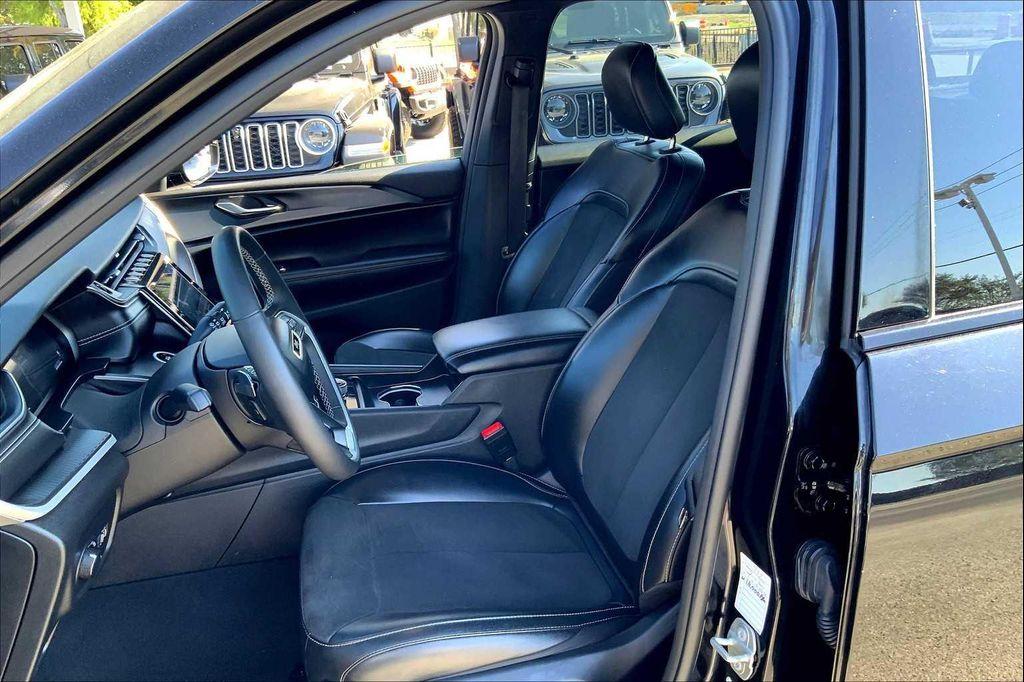 used 2024 Jeep Grand Cherokee L car, priced at $29,659