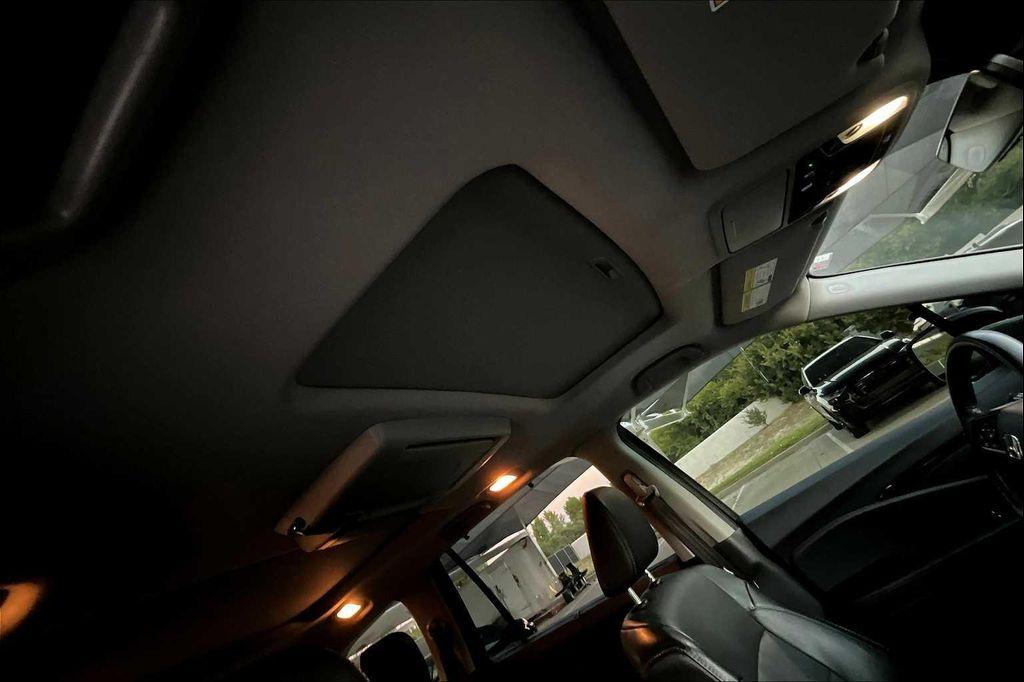 used 2021 Honda Pilot car, priced at $32,553