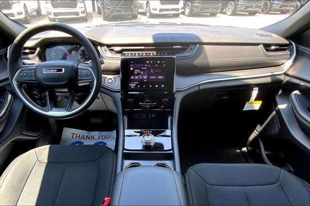 new 2025 Jeep Grand Cherokee L car, priced at $39,544