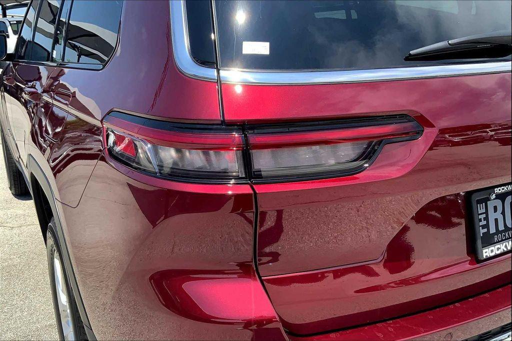 new 2025 Jeep Grand Cherokee L car, priced at $38,295