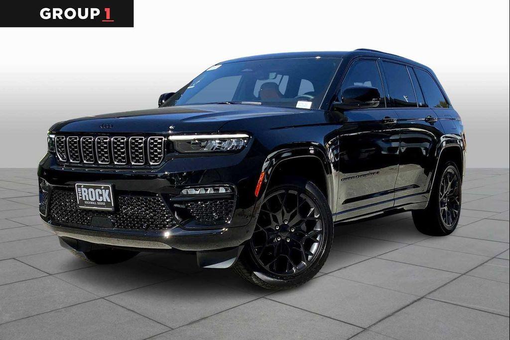 new 2025 Jeep Grand Cherokee car, priced at $63,596