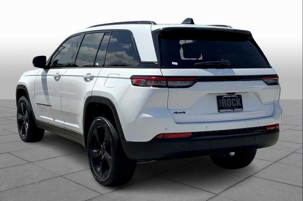 new 2025 Jeep Grand Cherokee car, priced at $44,896