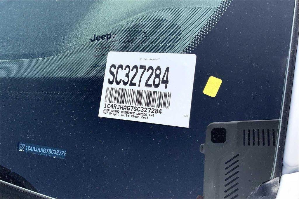 new 2025 Jeep Grand Cherokee car, priced at $44,896