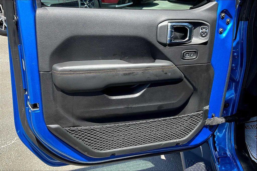 new 2025 Jeep Gladiator car, priced at $47,434