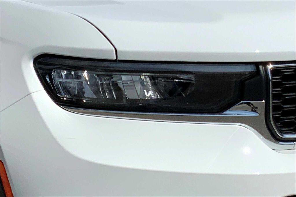 new 2025 Jeep Grand Cherokee L car, priced at $38,208
