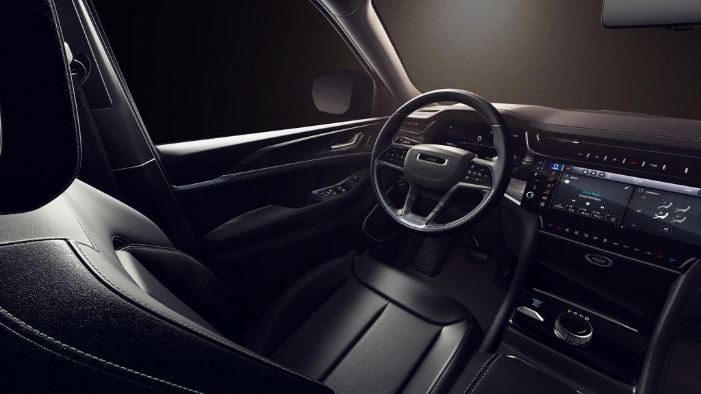 new 2026 Jeep Grand Cherokee L car, priced at $55,580