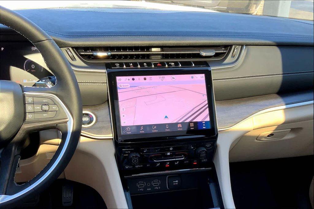 new 2025 Jeep Grand Cherokee L car, priced at $52,478