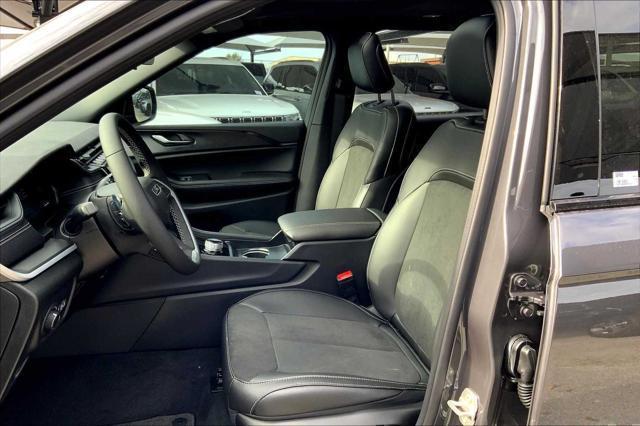 new 2025 Jeep Grand Cherokee L car, priced at $46,530