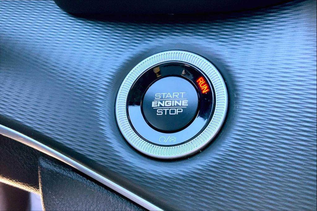 new 2025 Jeep Grand Cherokee car, priced at $37,482