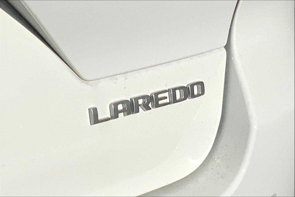 new 2025 Jeep Grand Cherokee car, priced at $37,482