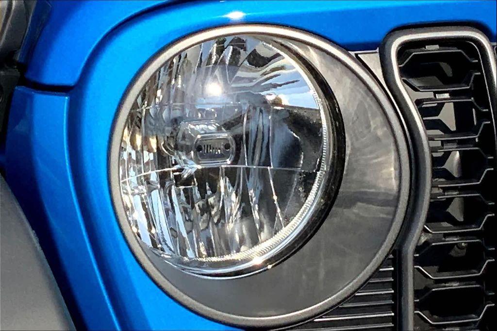 new 2025 Jeep Wrangler car, priced at $49,625