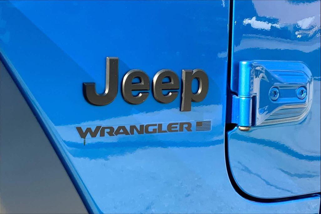 new 2025 Jeep Wrangler car, priced at $49,625