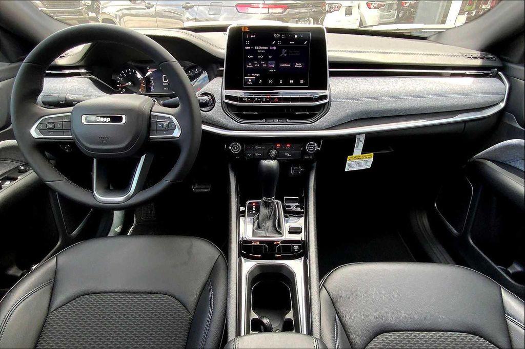 new 2025 Jeep Compass car, priced at $30,760